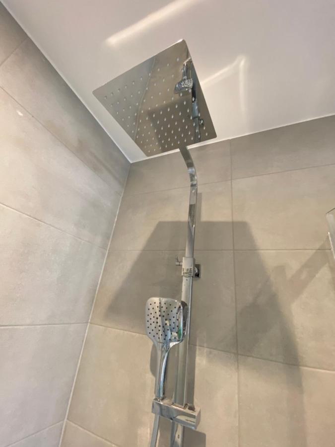 Spectacular Modern, Private Apartment,15 Mins To Central London Hendon Buitenkant foto