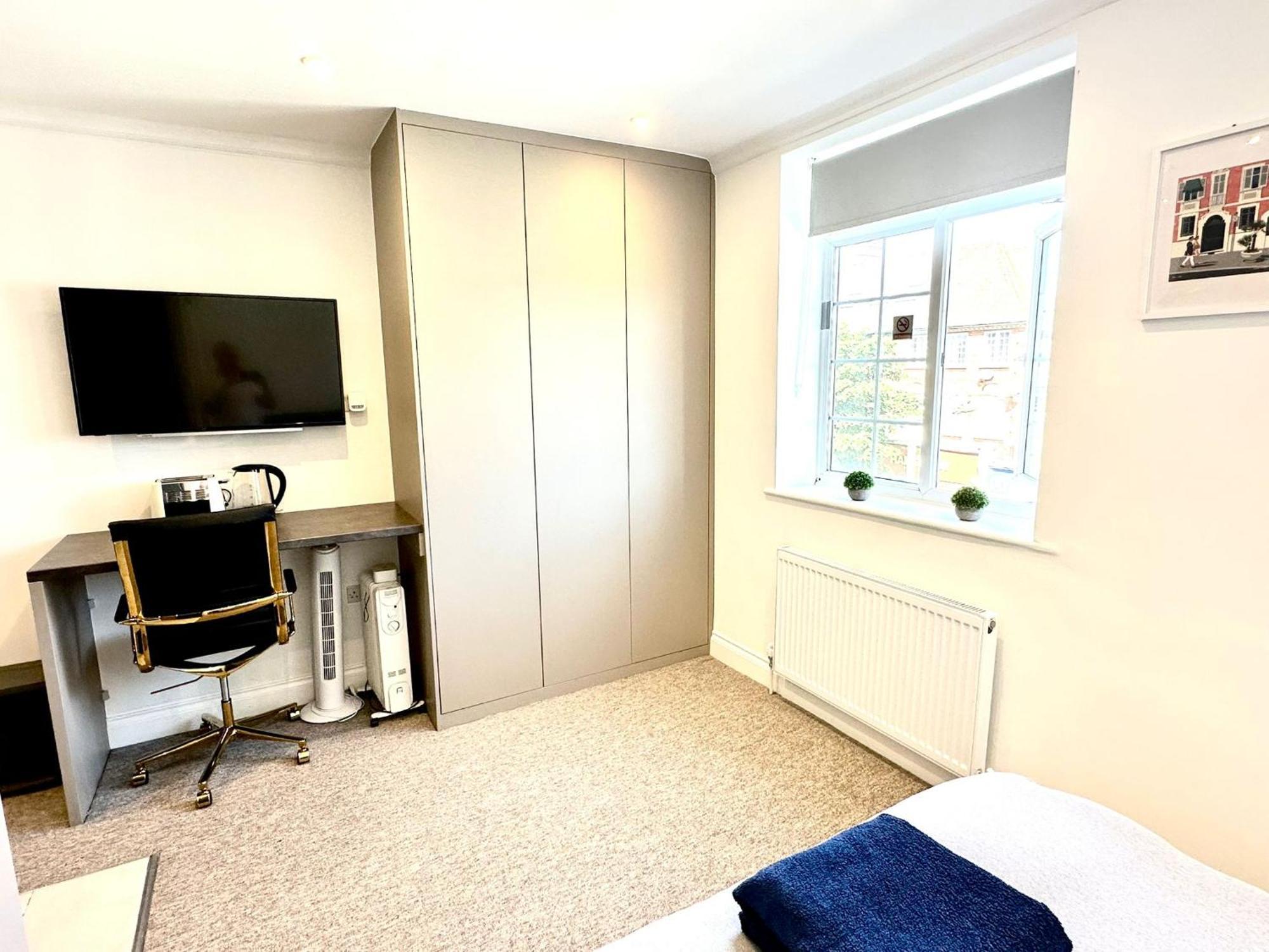 Spectacular Modern, Private Apartment,15 Mins To Central London Hendon Buitenkant foto