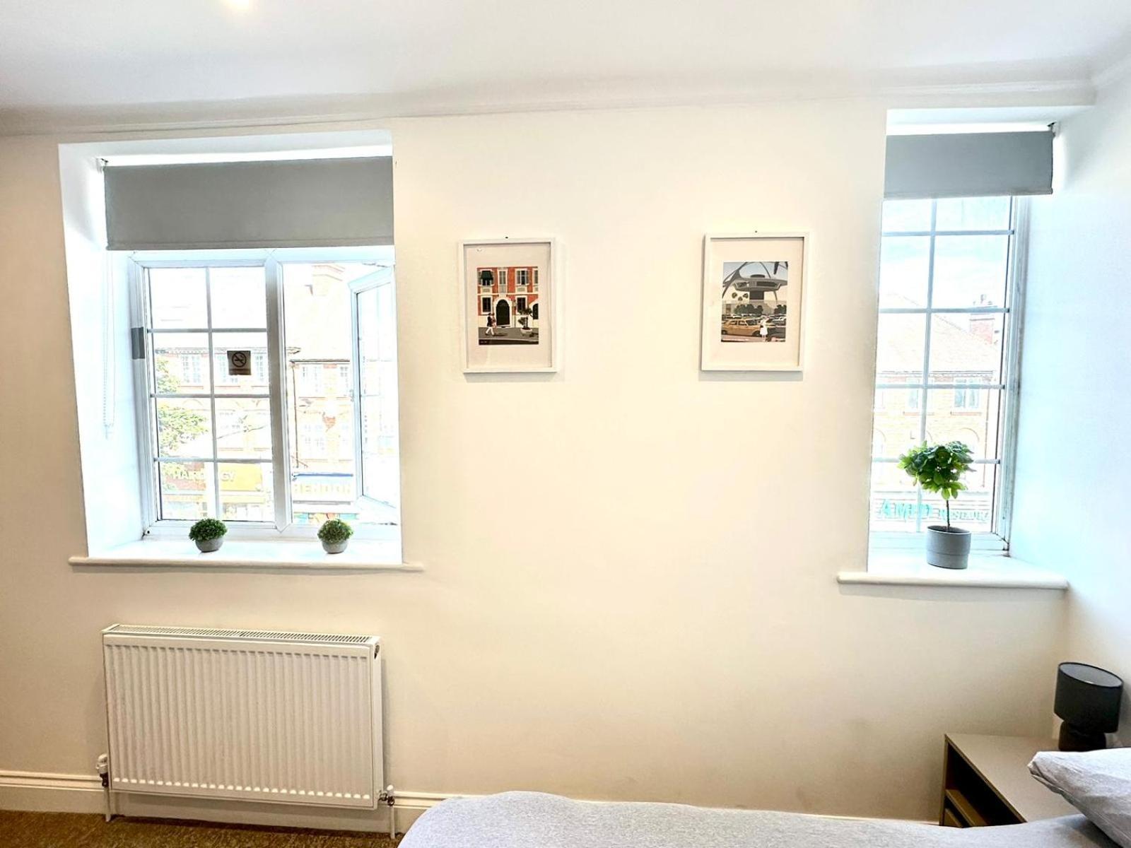 Spectacular Modern, Private Apartment,15 Mins To Central London Hendon Buitenkant foto